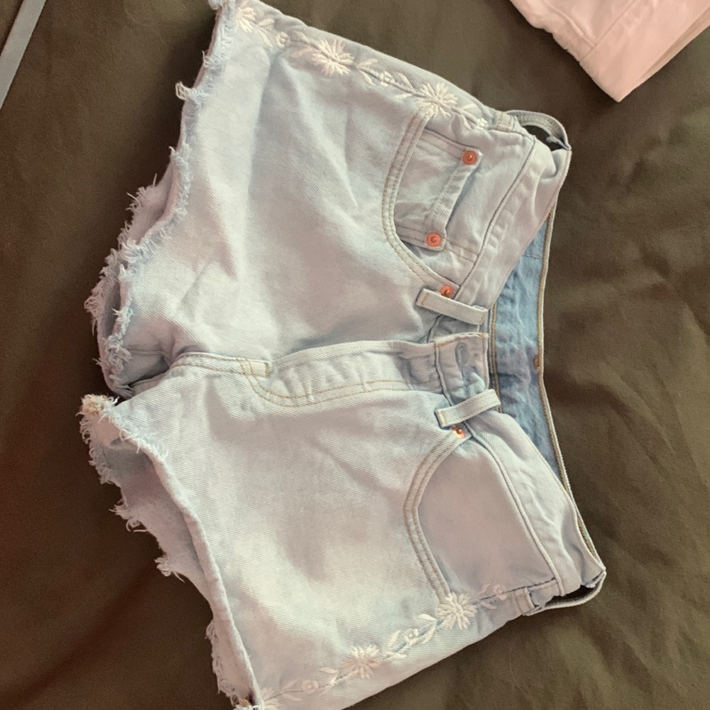 Levi’s shorts